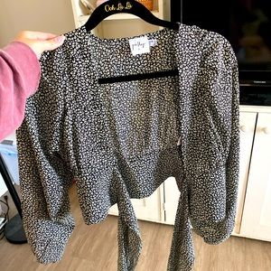 Black/White Front tie top